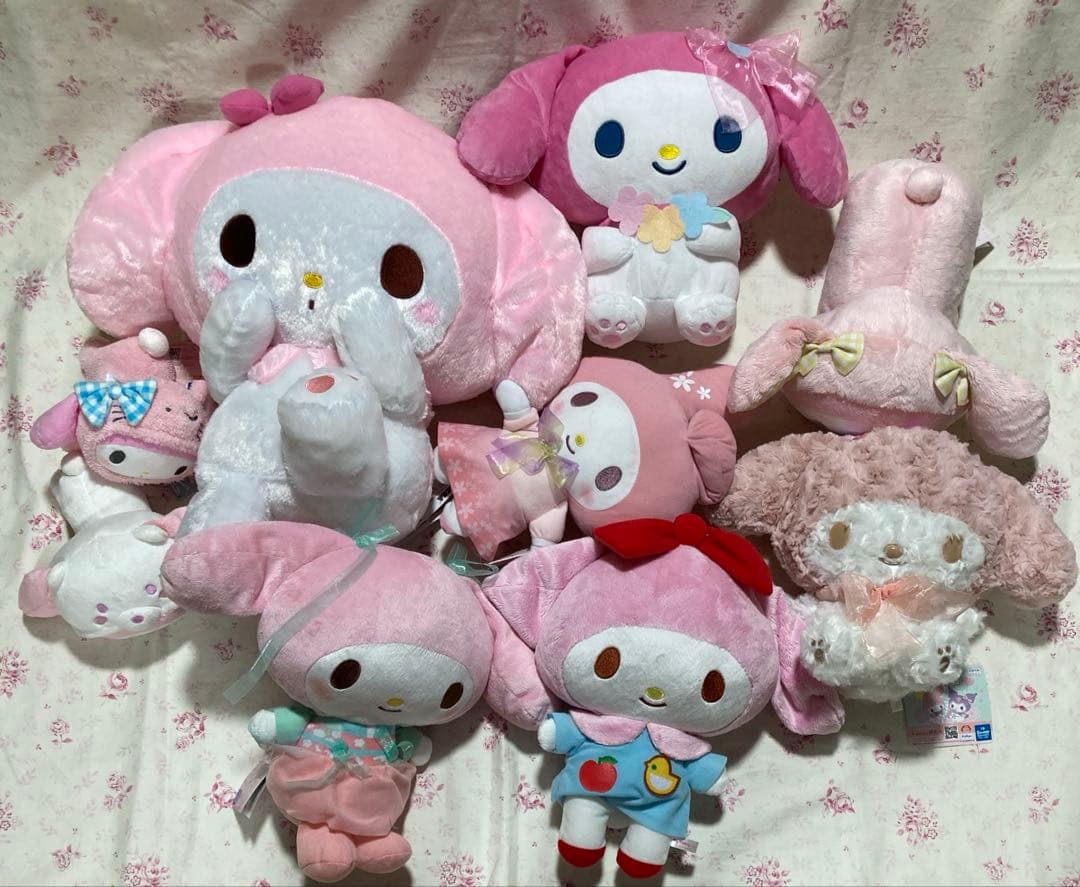 サンリオ　マイメロディ　ぬいぐるみ　9個セット 全部揃ってます!!】サンリオ マイメロディ ぬいぐるみポシェット [全4