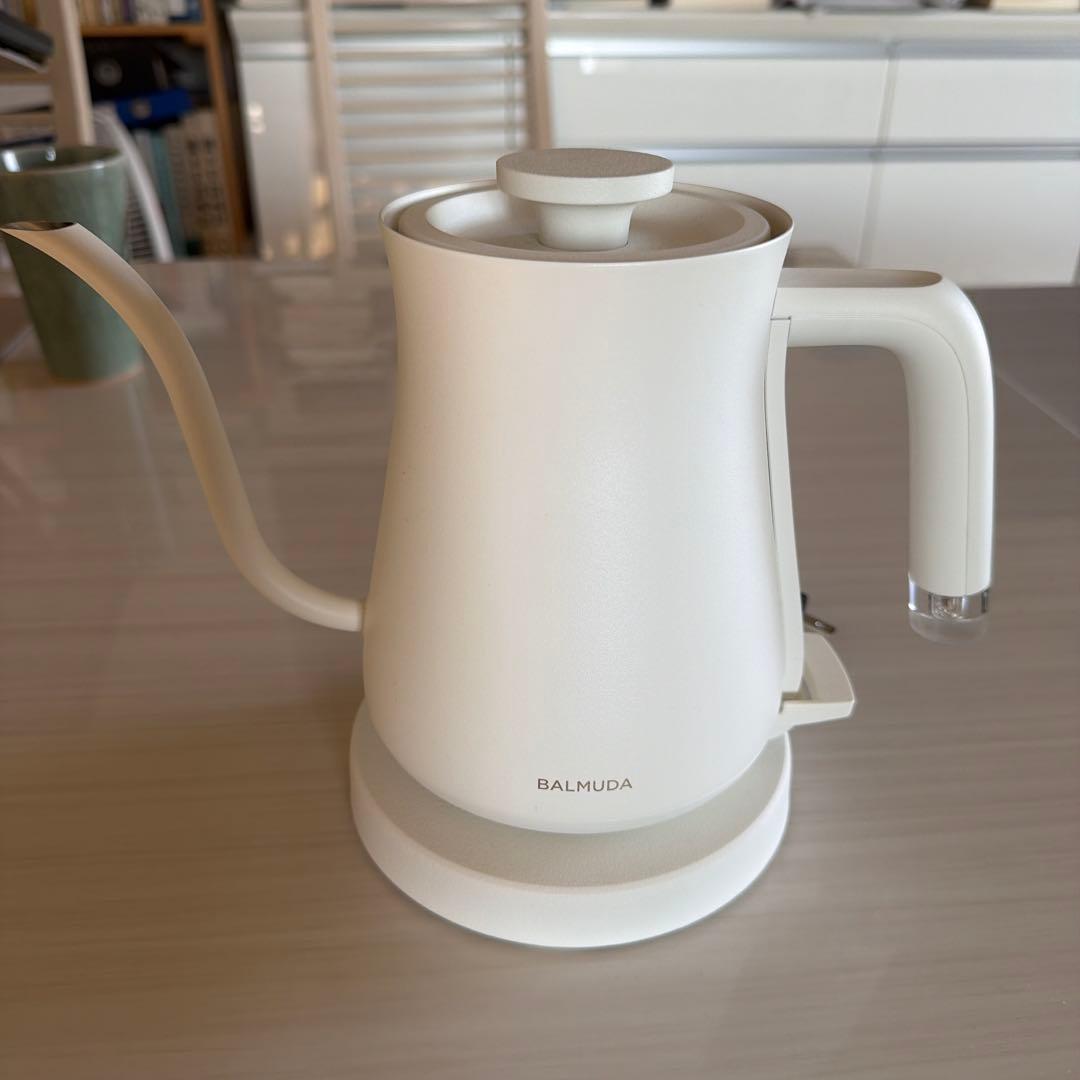 BALMUDA The Pot ホワイト 電気ケトル バルミューダ k07a-wh_1.jpg